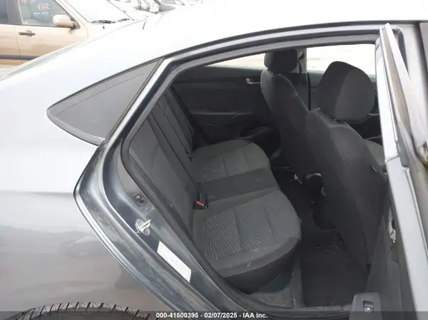 3KPC24A36KE064478 2019 HYUNDAI ACCENT - Image 8
