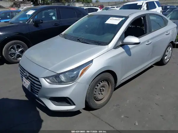 3KPC24A36KE073312 2019 HYUNDAI ACCENT - Image 2