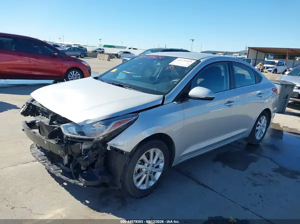 3KPC24A36KE074122 2019 HYUNDAI ACCENT - Image 2