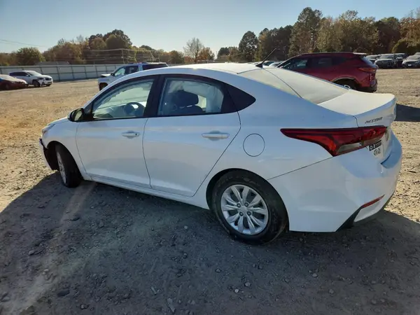 3KPC24A36KE076792 2019 HYUNDAI ACCENT - Image 2