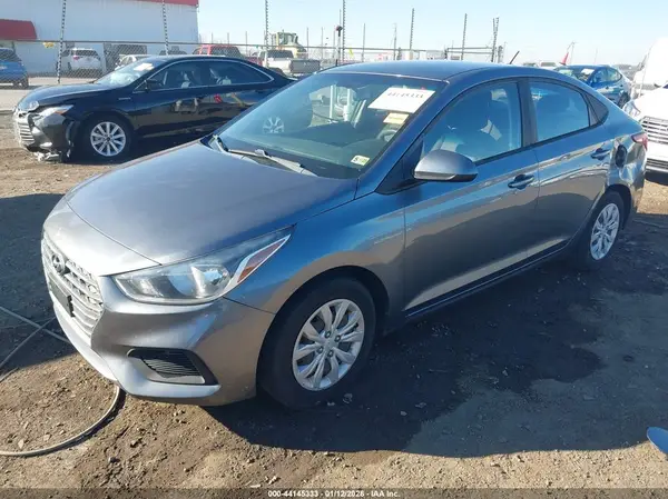 3KPC24A36KE081023 2019 HYUNDAI ACCENT - Image 2