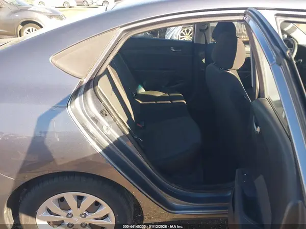 3KPC24A36KE081023 2019 HYUNDAI ACCENT - Image 8