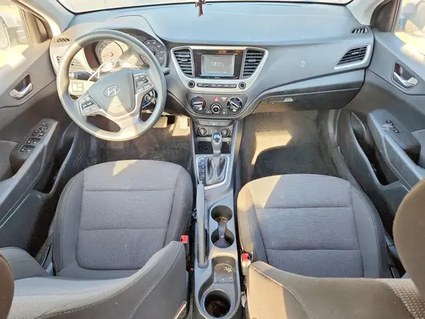 3KPC24A36KE082463 2019 HYUNDAI ACCENT - Image 8