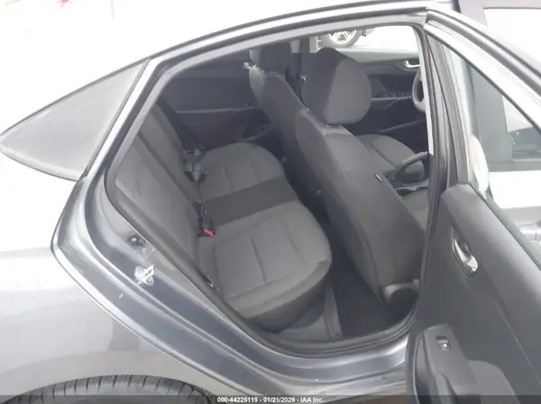 3KPC24A36KE087906 2019 HYUNDAI ACCENT - Image 8