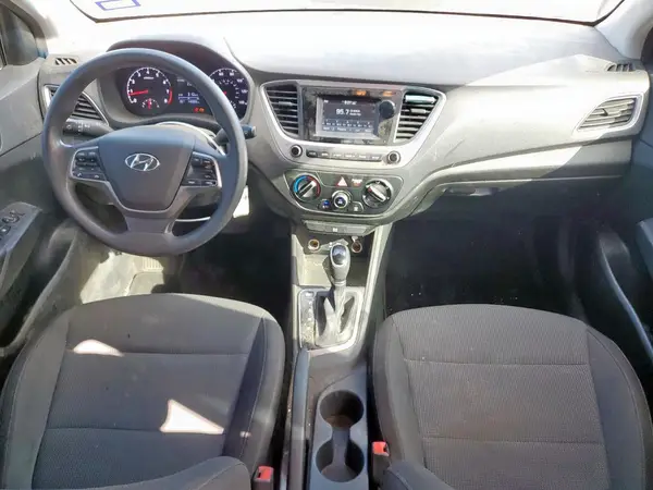 3KPC24A37JE010167 2018 HYUNDAI ACCENT - Image 8
