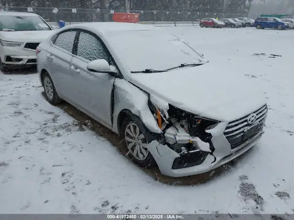 3KPC24A37JE011285 2018 HYUNDAI ACCENT - Image 1