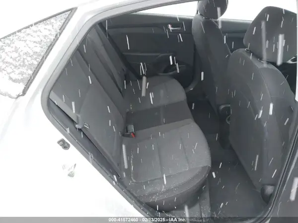 3KPC24A37JE011285 2018 HYUNDAI ACCENT - Image 8