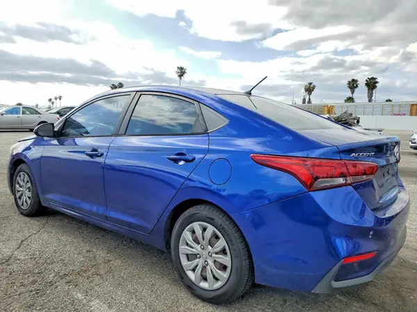 3KPC24A37JE012629 2018 HYUNDAI ACCENT - Image 2