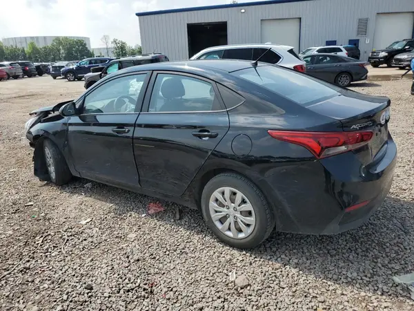 3KPC24A37JE012971 2018 HYUNDAI ACCENT - Image 2