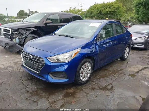 3KPC24A37JE013893 2018 HYUNDAI ACCENT - Image 2
