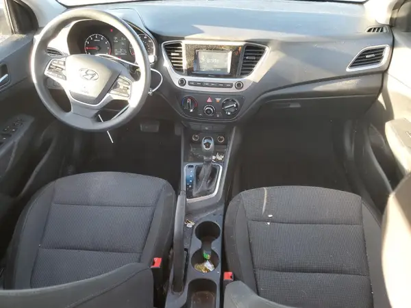 3KPC24A37JE016230 2018 HYUNDAI ACCENT - Image 8
