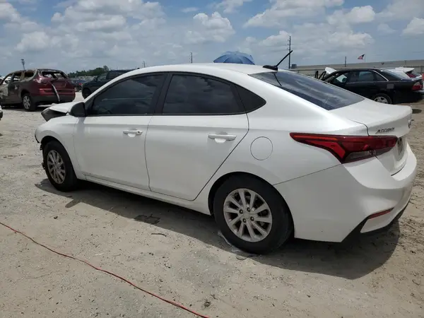 3KPC24A37JE018480 2018 HYUNDAI ACCENT - Image 2