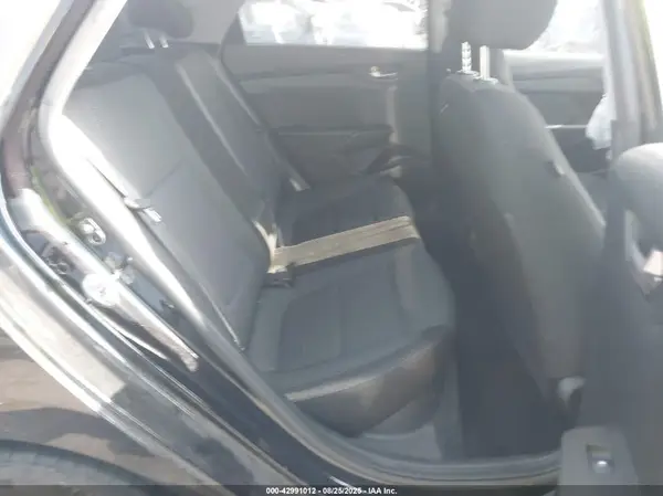 3KPC24A37JE019967 2018 HYUNDAI ACCENT - Image 8