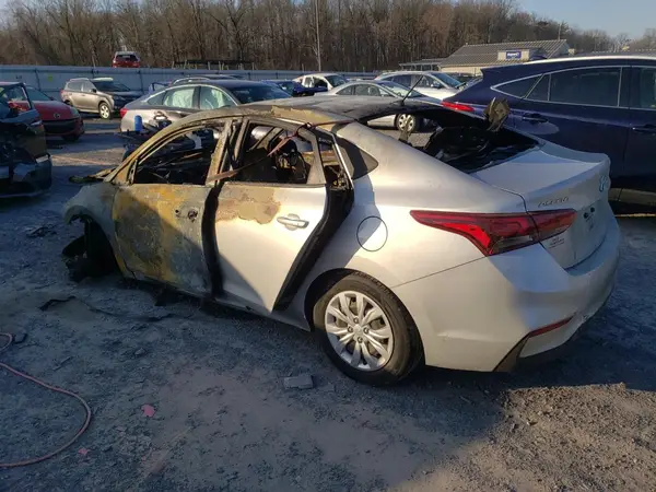 3KPC24A37JE020133 2018 HYUNDAI ACCENT - Image 2