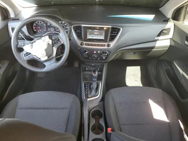 3KPC24A37JE020360 2018 HYUNDAI ACCENT - Image 8