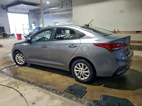 3KPC24A37JE022156 2018 HYUNDAI ACCENT - Image 2