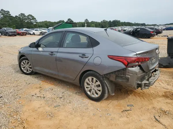 3KPC24A37JE022416 2018 HYUNDAI ACCENT - Image 2