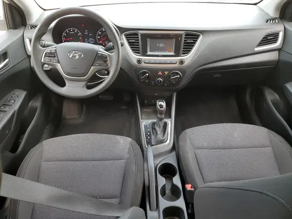 3KPC24A37JE025591 2018 HYUNDAI ACCENT - Image 8