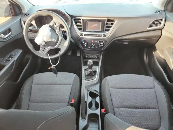 3KPC24A37JE025719 2018 HYUNDAI ACCENT - Image 8