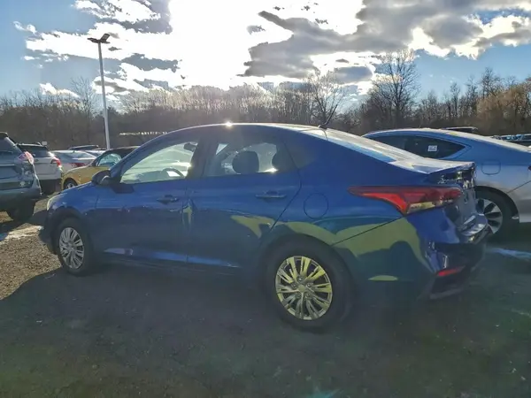 3KPC24A37JE025963 2018 HYUNDAI ACCENT - Image 2