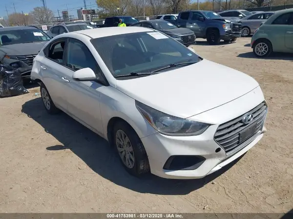 3KPC24A37JE026210 2018 HYUNDAI ACCENT - Image 1
