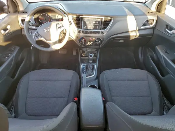 3KPC24A37JE028524 2018 HYUNDAI ACCENT - Image 8