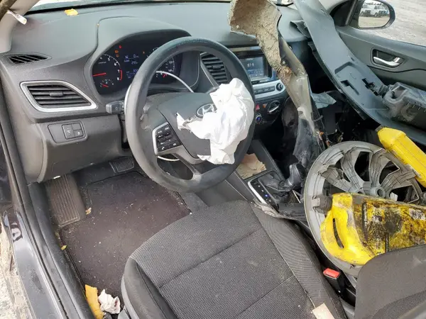 3KPC24A37JE030208 2018 HYUNDAI ACCENT - Image 8