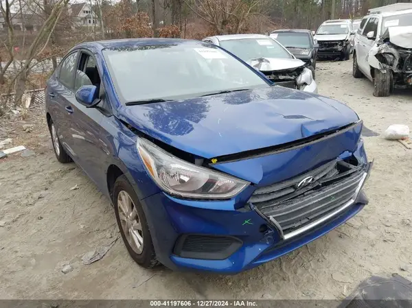 3KPC24A37JE030841 2018 HYUNDAI ACCENT - Image 1