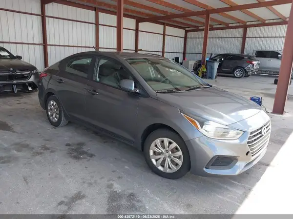3KPC24A37KE039329 2019 HYUNDAI ACCENT - Image 1