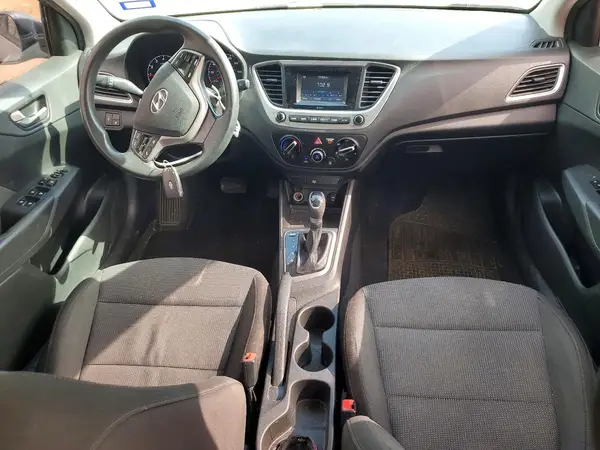 3KPC24A37KE040268 2019 HYUNDAI ACCENT - Image 8