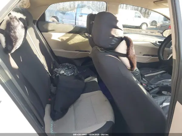 3KPC24A37KE040898 2019 HYUNDAI ACCENT - Image 8