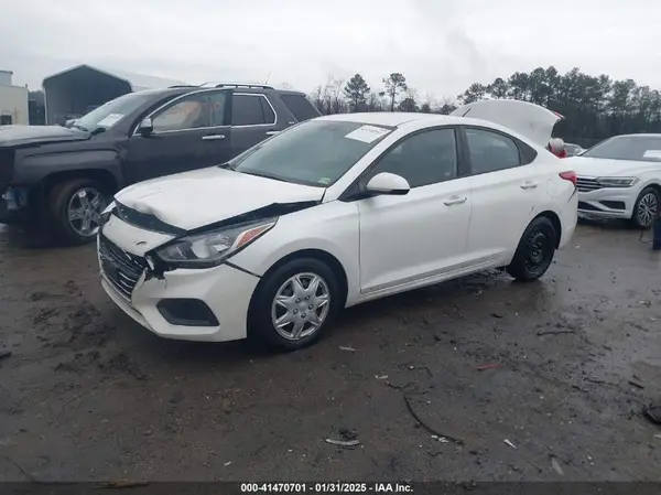 3KPC24A37KE041226 2019 HYUNDAI ACCENT - Image 2
