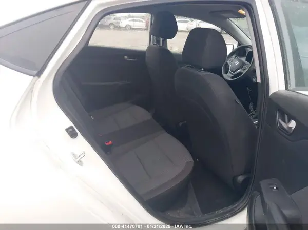 3KPC24A37KE041226 2019 HYUNDAI ACCENT - Image 8