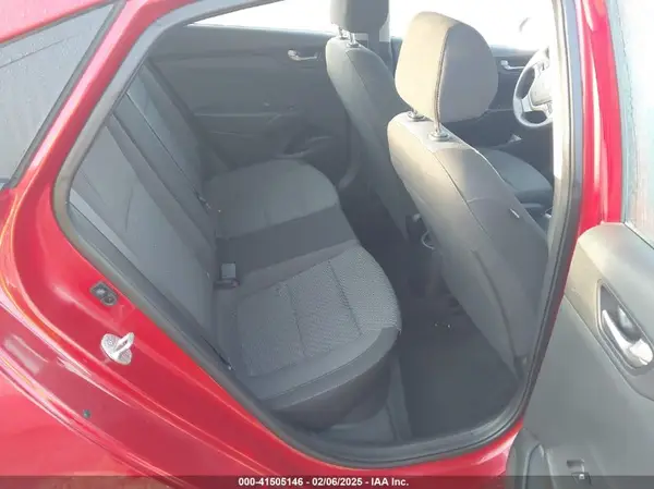 3KPC24A37KE042988 2019 HYUNDAI ACCENT - Image 8