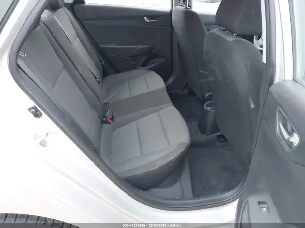 3KPC24A37KE044482 2019 HYUNDAI ACCENT - Image 8