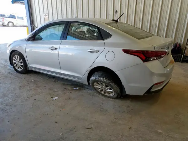 3KPC24A37KE045924 2019 HYUNDAI ACCENT - Image 2