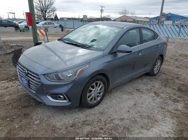 3KPC24A37KE047561 2019 HYUNDAI ACCENT - Image 2