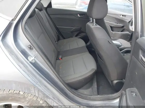 3KPC24A37KE047561 2019 HYUNDAI ACCENT - Image 8