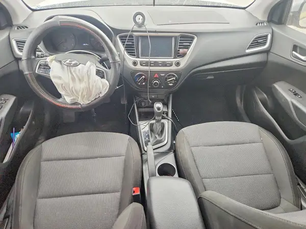 3KPC24A37KE049276 2019 HYUNDAI ACCENT - Image 8