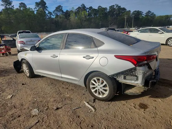 3KPC24A37KE051884 2019 HYUNDAI ACCENT - Image 2