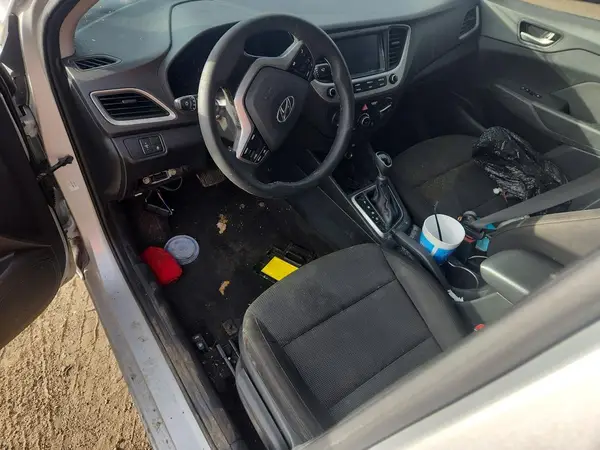 3KPC24A37KE051884 2019 HYUNDAI ACCENT - Image 8