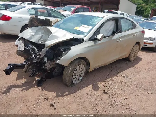 3KPC24A37KE055627 2019 HYUNDAI ACCENT - Image 2