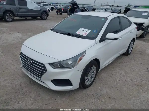3KPC24A37KE060911 2019 HYUNDAI ACCENT - Image 2