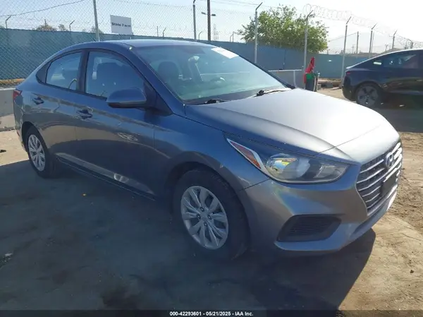 3KPC24A37KE063033 2019 HYUNDAI ACCENT - Image 1