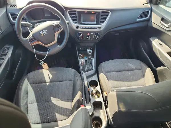 3KPC24A37KE067941 2019 HYUNDAI ACCENT - Image 8