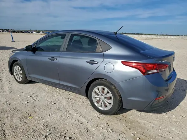 3KPC24A37KE069298 2019 HYUNDAI ACCENT - Image 2