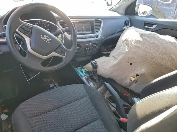 3KPC24A37KE071214 2019 HYUNDAI ACCENT - Image 8