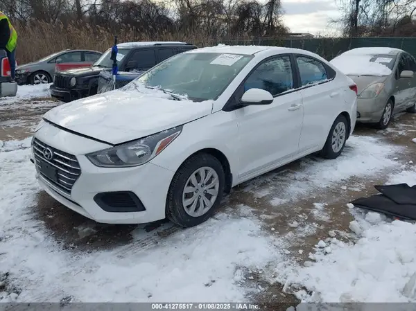 3KPC24A37KE077210 2019 HYUNDAI ACCENT - Image 2