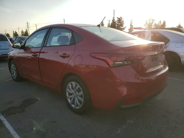 3KPC24A38JE006080 2018 HYUNDAI ACCENT - Image 2