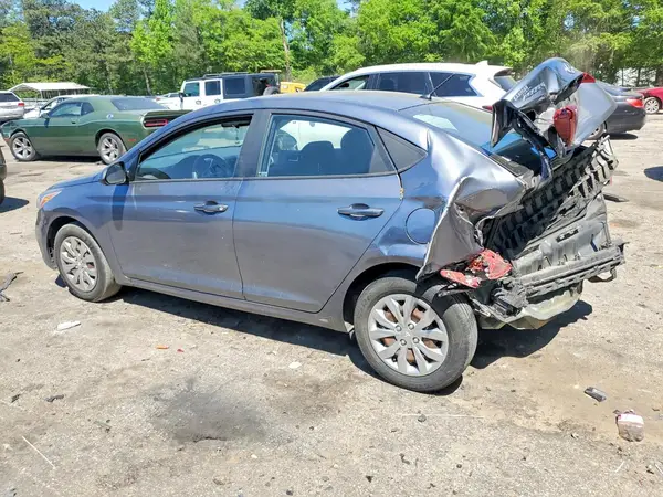 3KPC24A38JE007486 2018 HYUNDAI ACCENT - Image 2